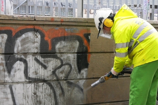 Limpieza de grafitis, una cuestión de rapidez y eficacia