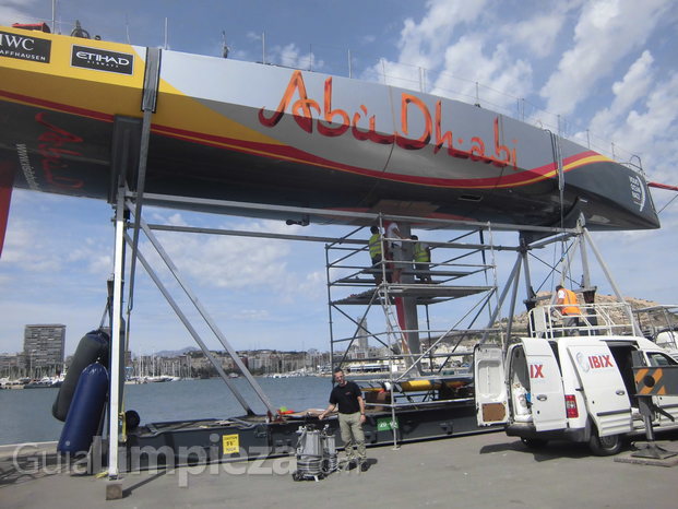 Volvo Ocean Race  puerto de alicante con la regata de ABUDHABI